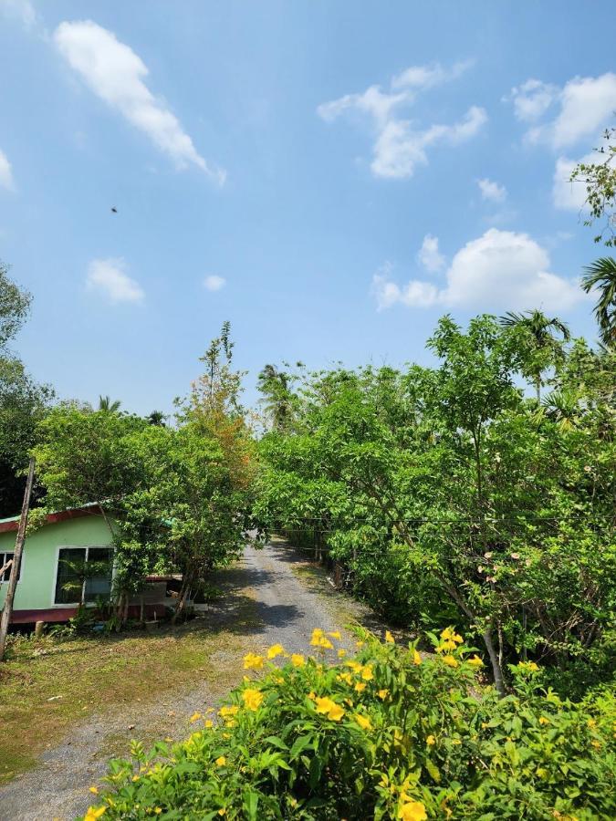 苏安卡法度假村 素叻他尼 外观 照片